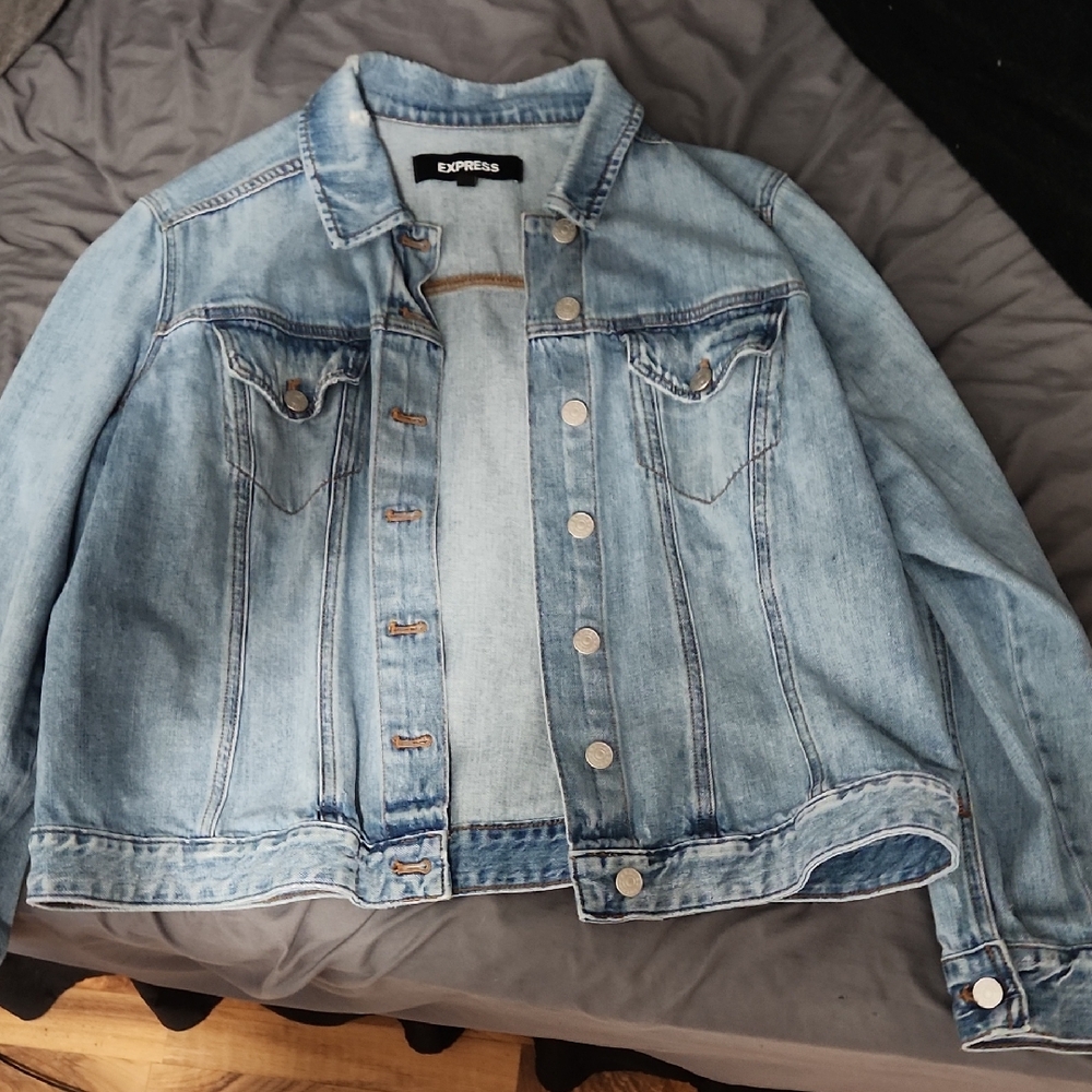 Express Classic Blue Denim Jacket. XL